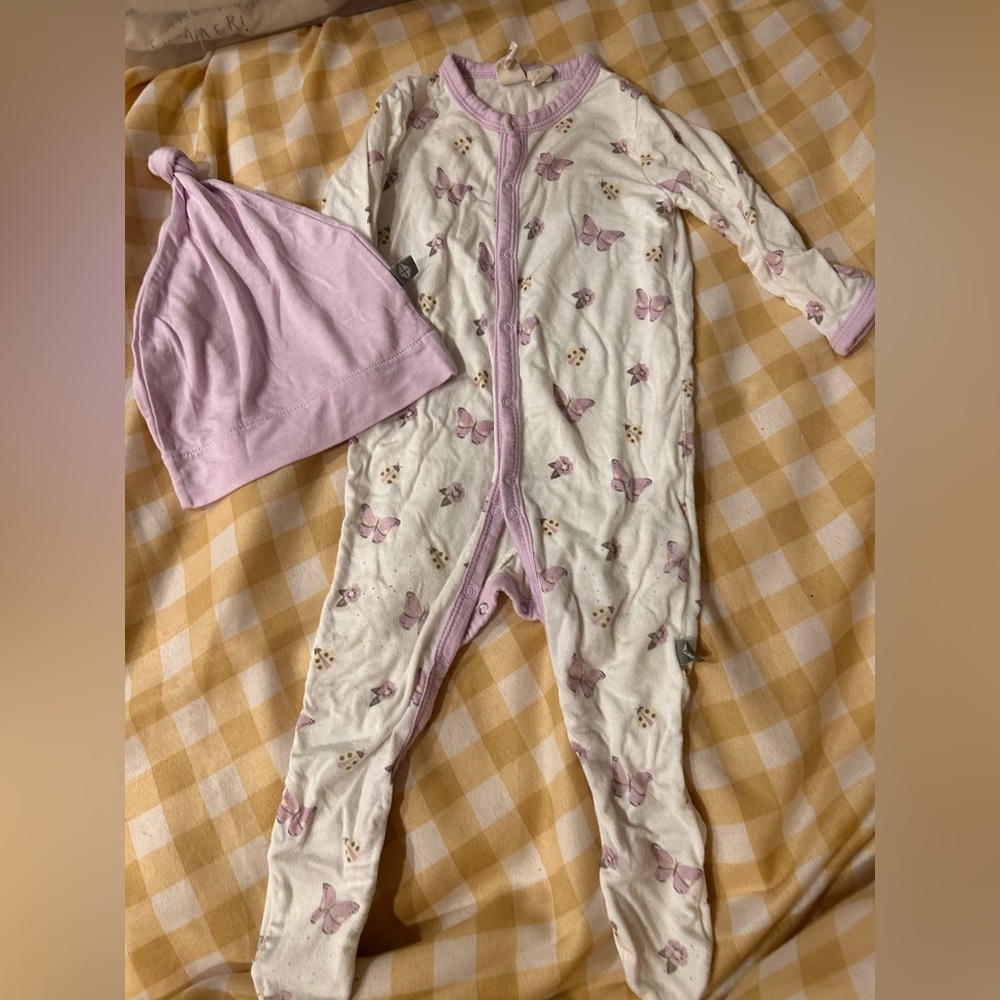 Kyte Baby Sleeper 3-6 months  & Kyte Hat 0-6 months